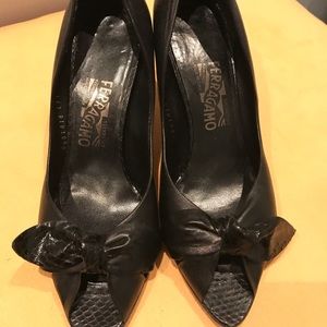 Ferragamo black leather peep toe heels size 9